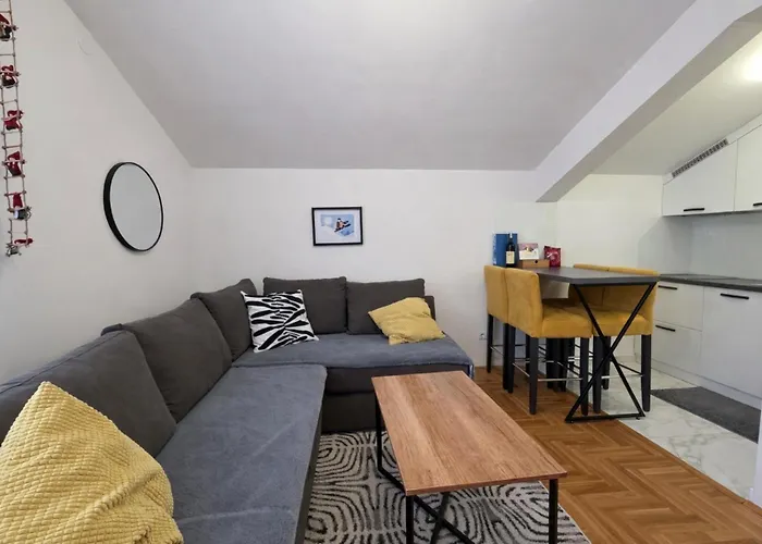 Διαμέρισμα Ommi *