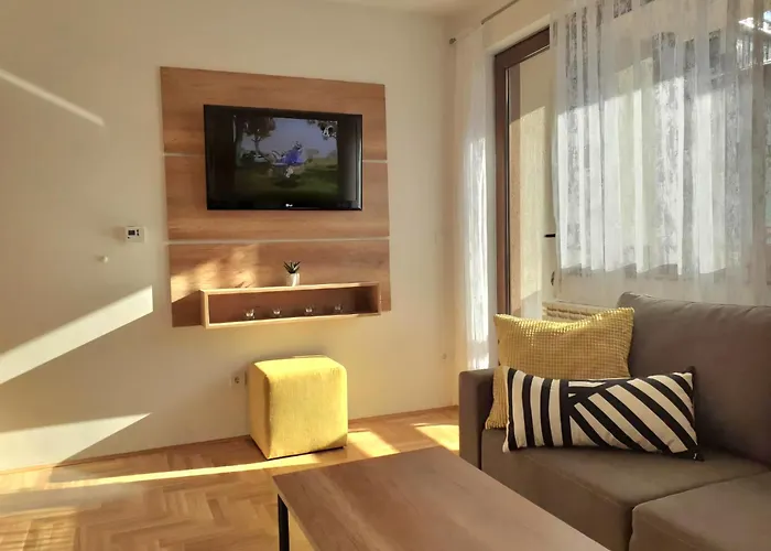 Ommi * Τζαχορίνα