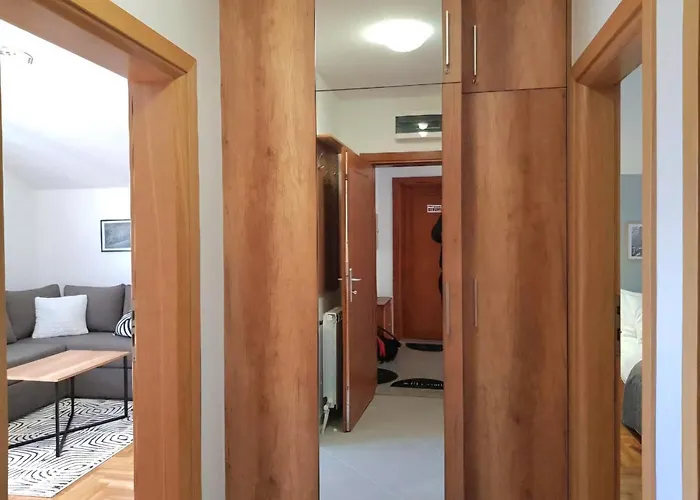 Ommi Τζαχορίνα